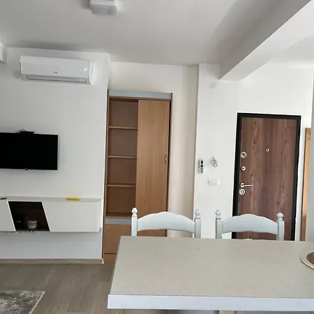 Apartment Rayand *